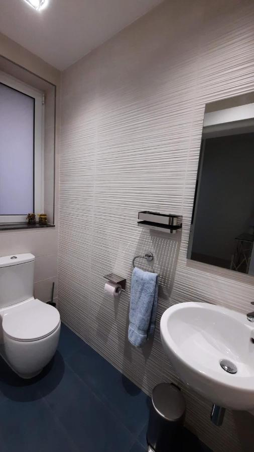 Spacious Side-Sea View Apartment At St Paul'S Bay 圣保罗湾城 外观 照片